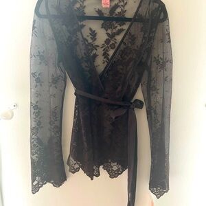 Bandolino Black Long Sleeve Tee